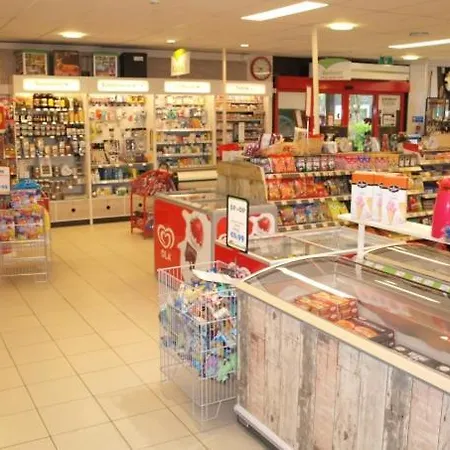 Leuke 6 Persoons Stacaravan Op Locatie! *